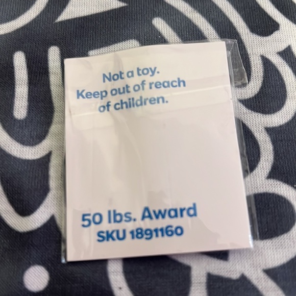 NEW weight watchers pendant charm 50lbs award - Picture 3 of 3